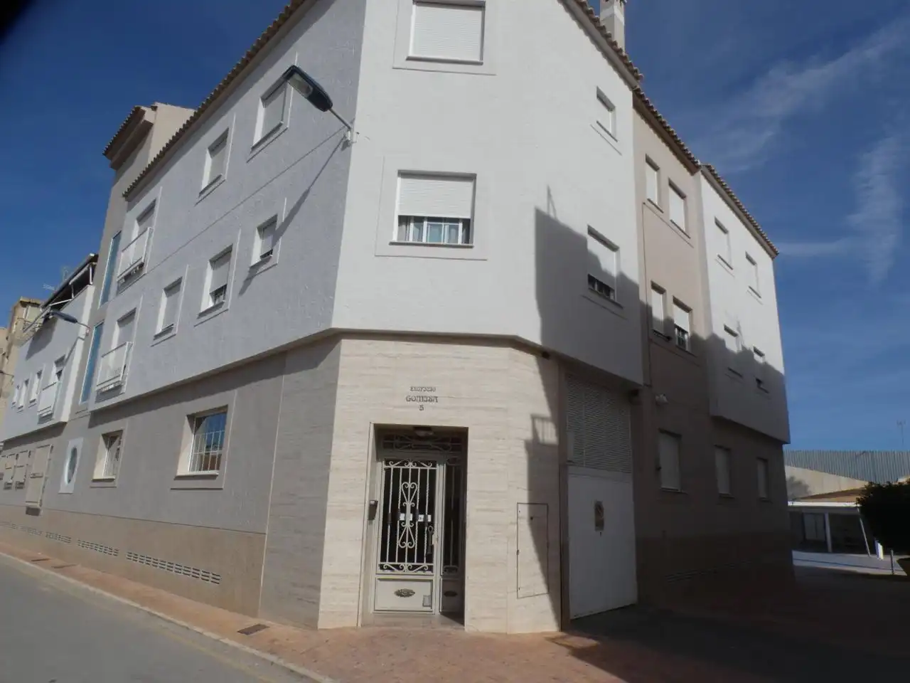 Vista exterior de Piso en venta en San Pedro del Pinatar con Aire acondicionado y Amueblado