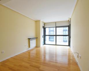 Sala d'estar de Pis en venda en  Madrid Capital amb Aire condicionat, Calefacció i Traster