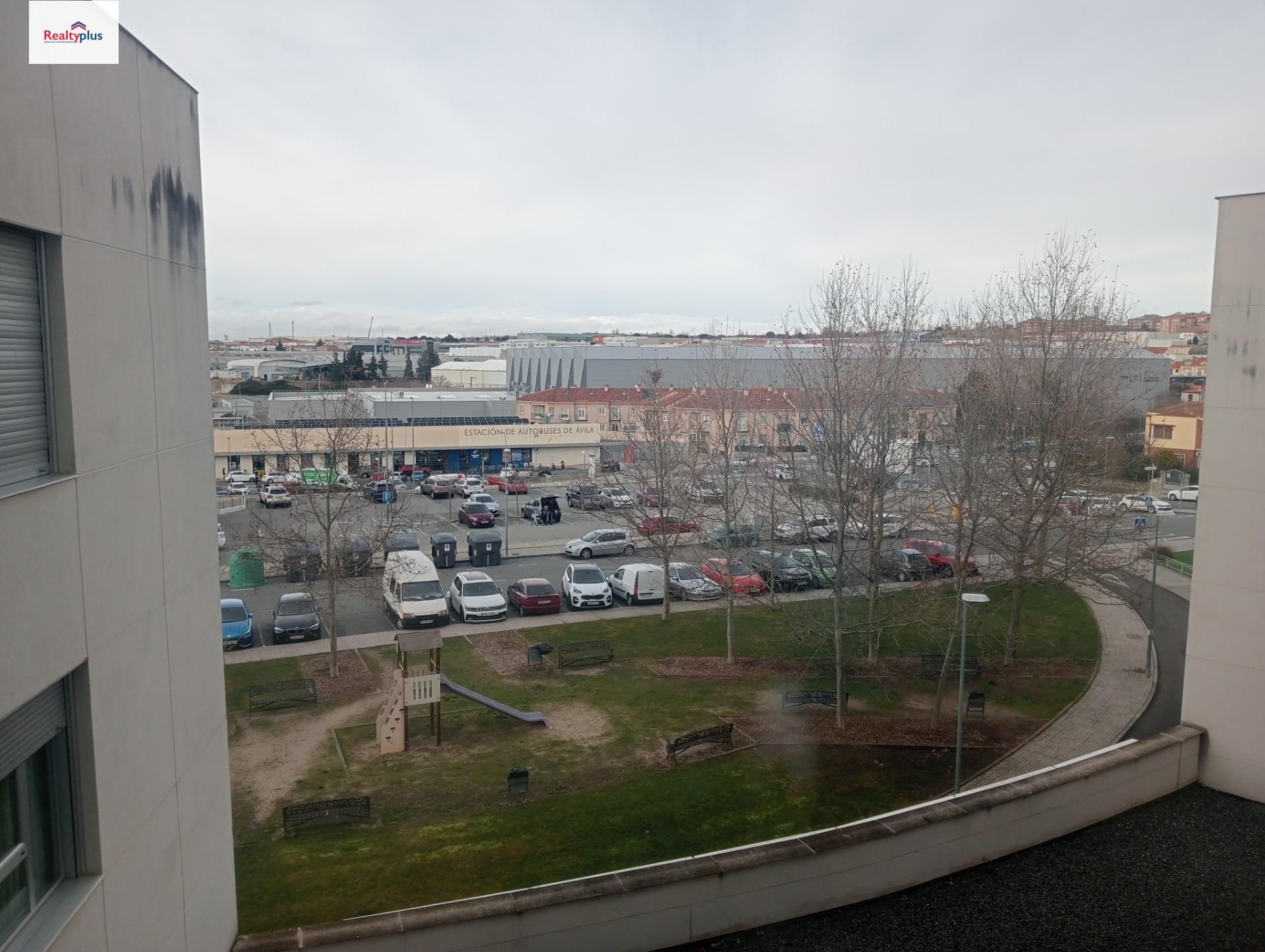 Aparcament de Pis en venda en Ávila Capital amb Calefacció, Terrassa i Traster