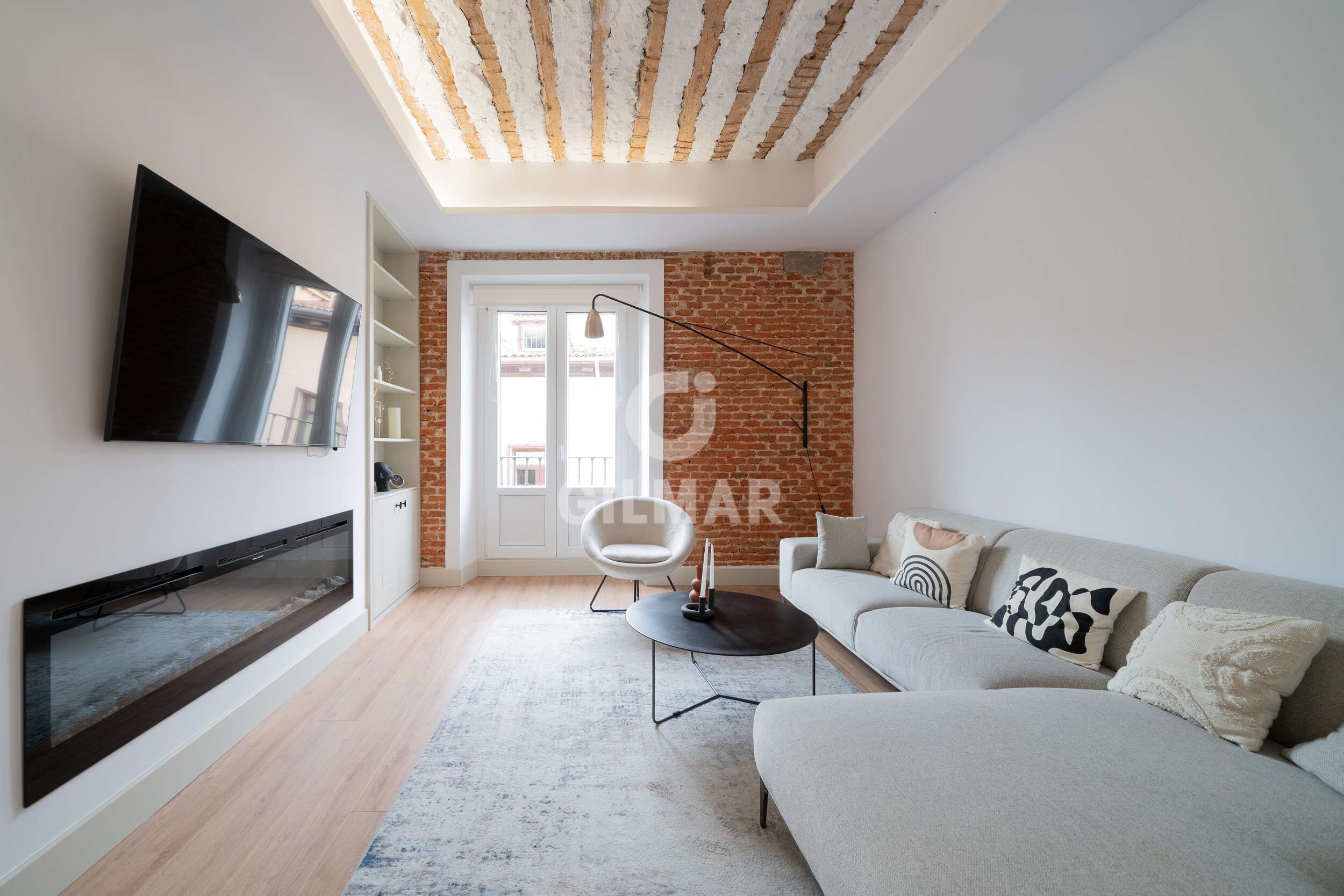 Living room of Flat for sale in  Madrid Capital  with Heating