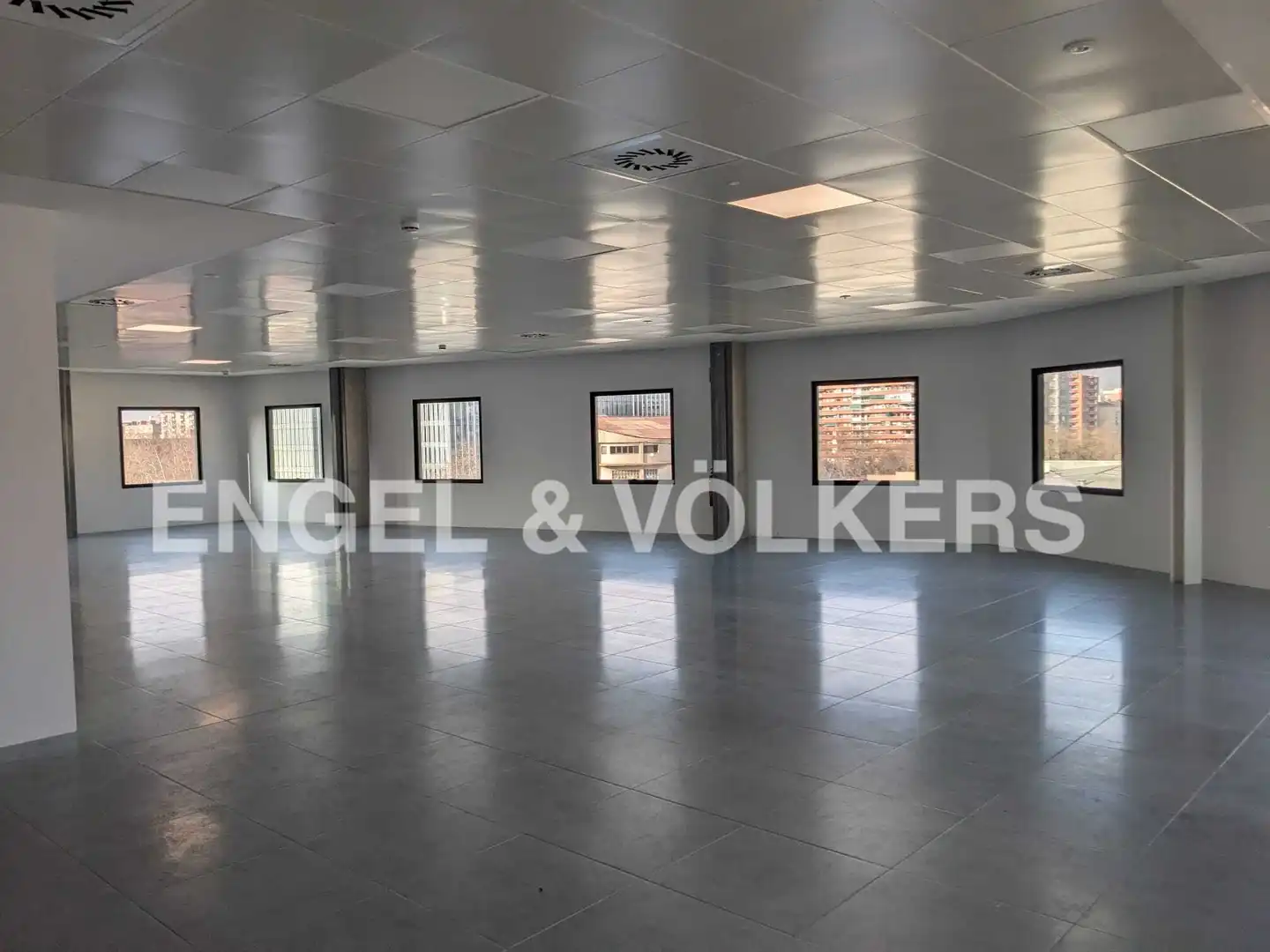 Büro zur Miete in Barcelona mit Klimaanlage