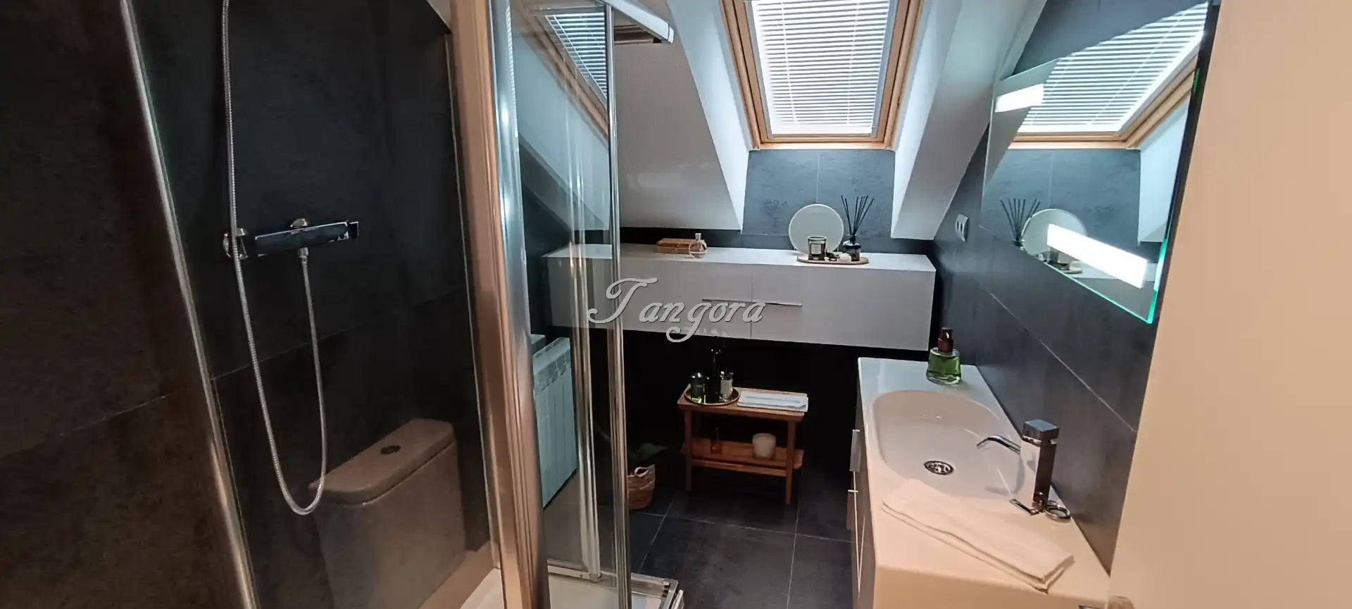 Baño de Ático en venta en Ribamontán al Mar con Calefacción, Parquet y Terraza