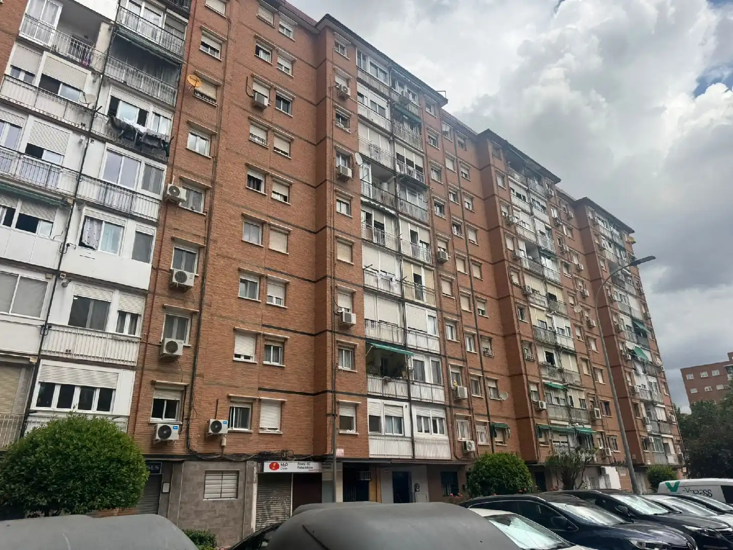 Vista exterior de Pis en venda en Alcalá de Henares