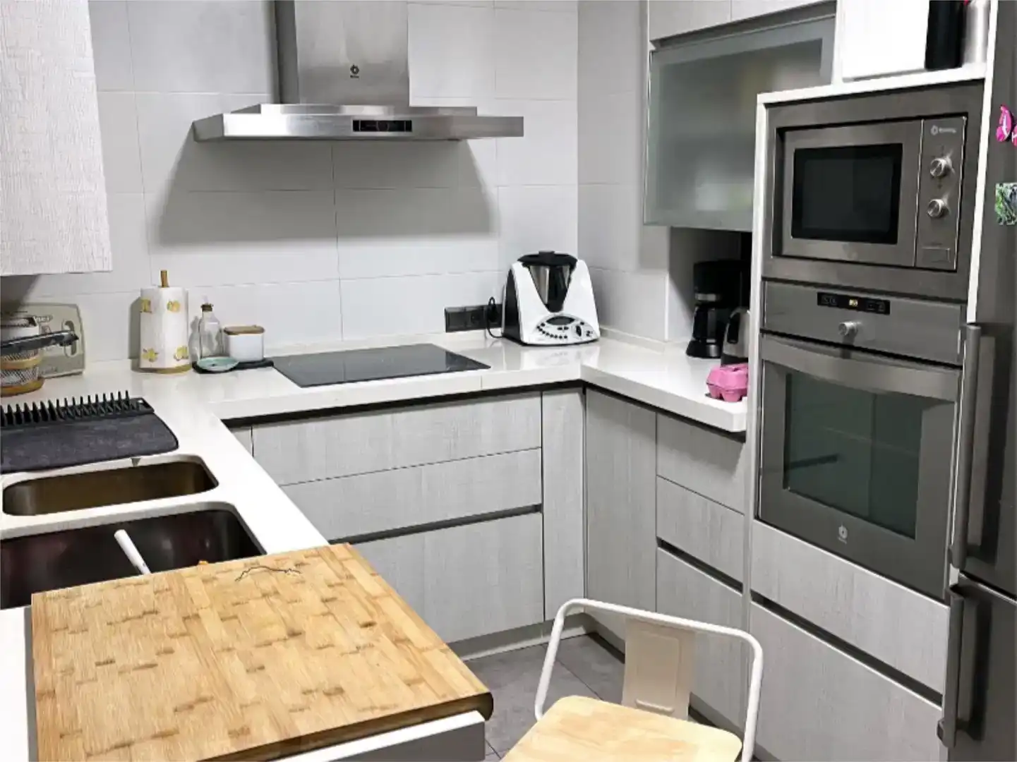 Cuina de Pis en venda en Castuera amb Aire condicionat, Parquet i Moblat
