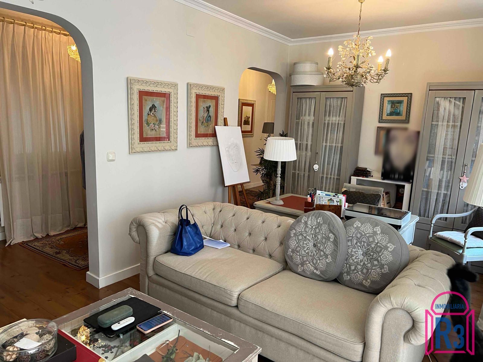 Sala de estar de Piso en venta en León Capital  con Calefacción, Terraza y Trastero