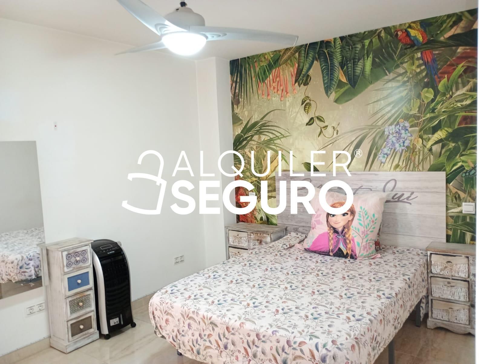 Bedroom of Flat to rent in Málaga Capital  with Terrace and Furnished