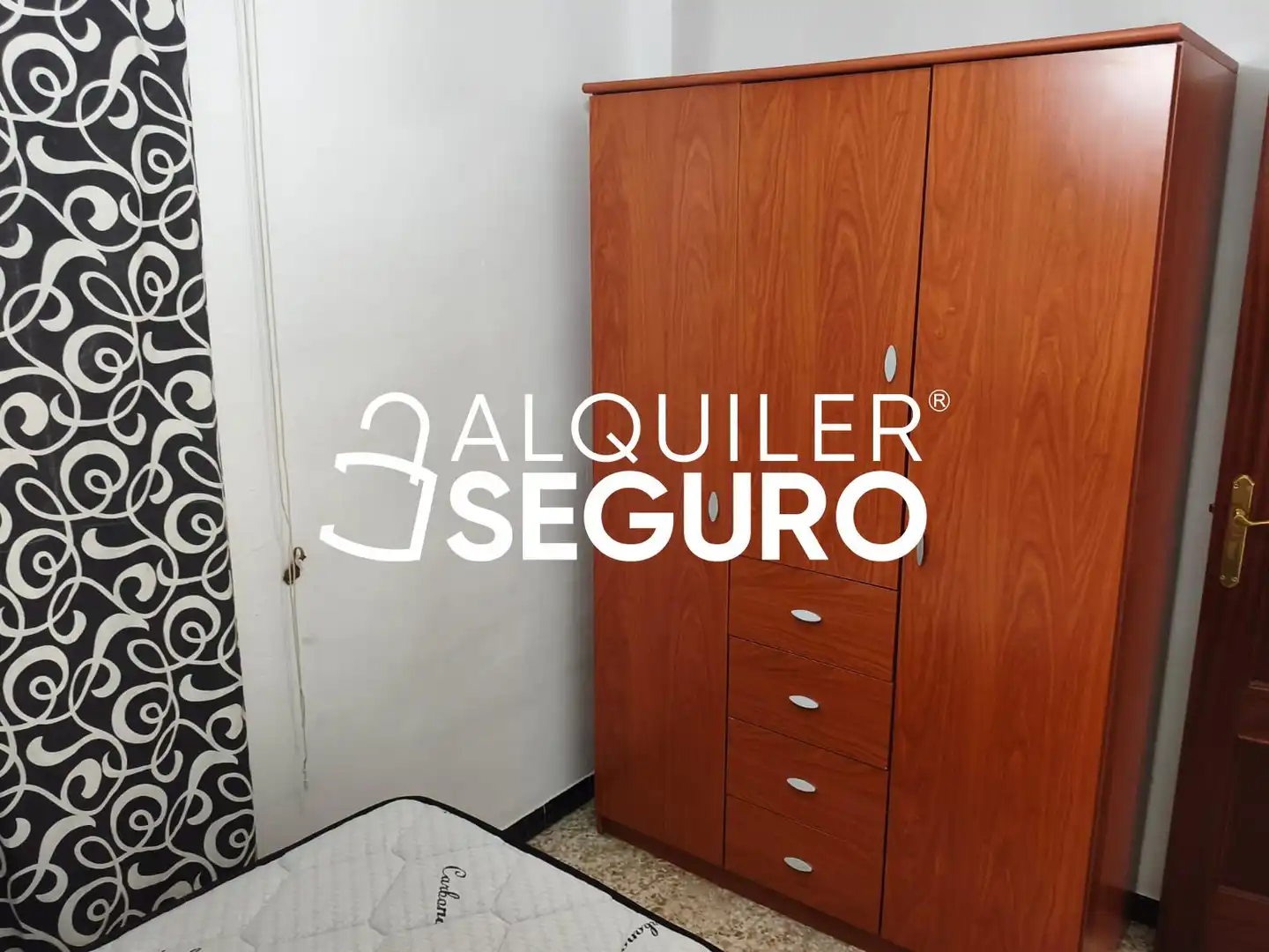 Piso con ascensor en alquiler en De Carmona, imagen 26