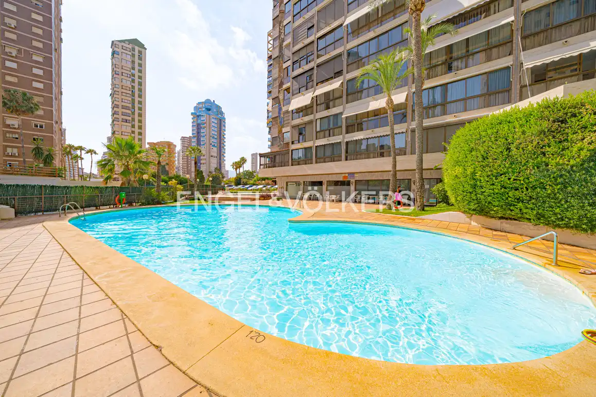 Swimming pool of Attic for sale in Benidorm  with Air Conditioner and Community pool