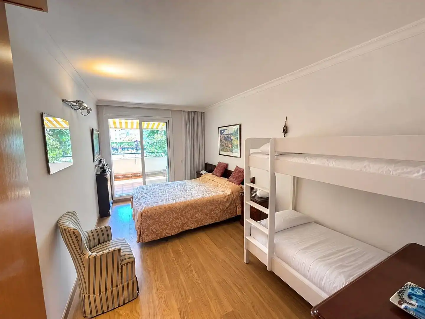 Dormitori de Dúplex en venda en Sant Andreu de Llavaneres amb Calefacció, Jardí privat i Parquet