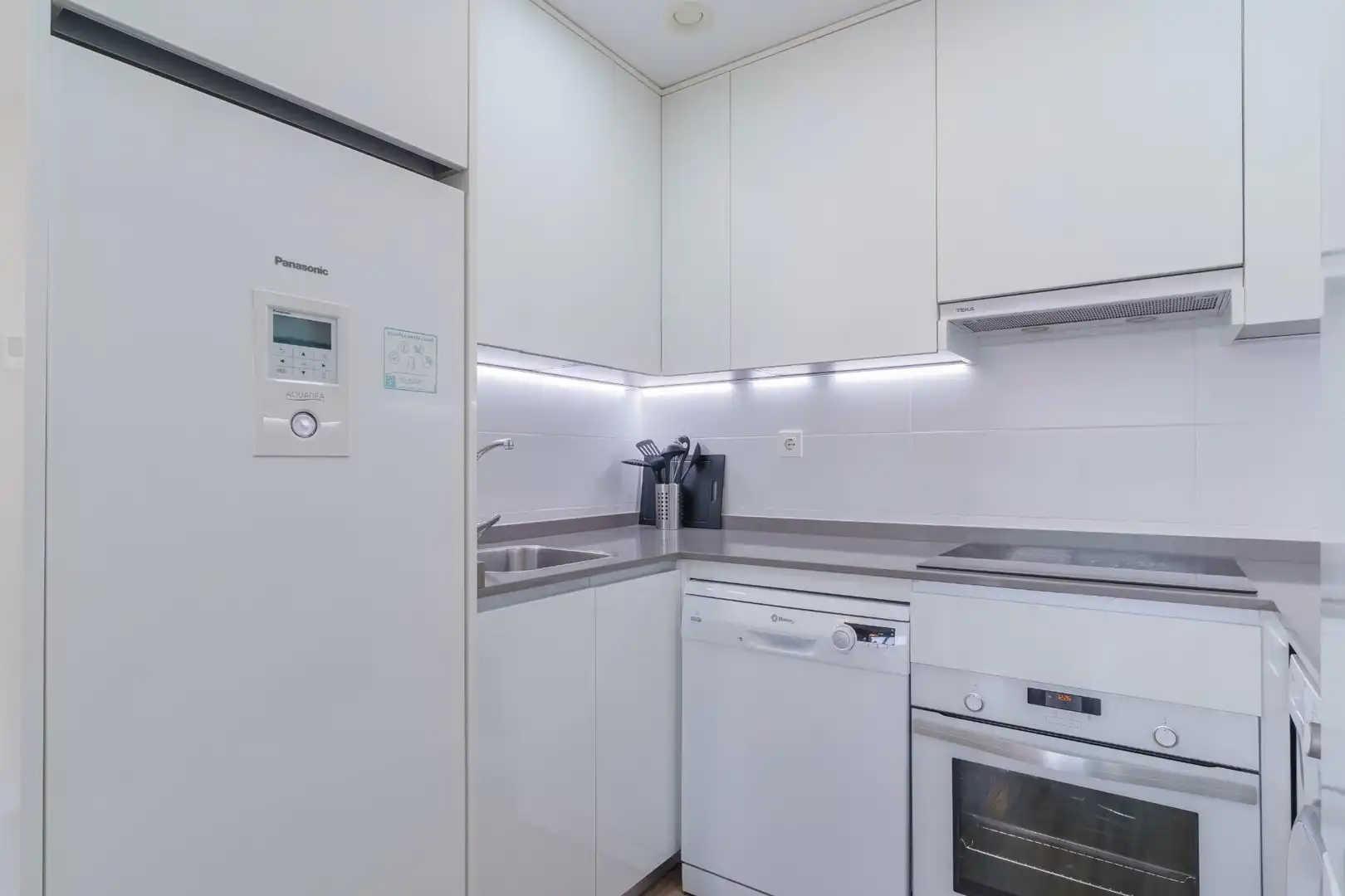 Cocina de Piso de alquiler en Motril con Aire acondicionado, Terraza y Trastero