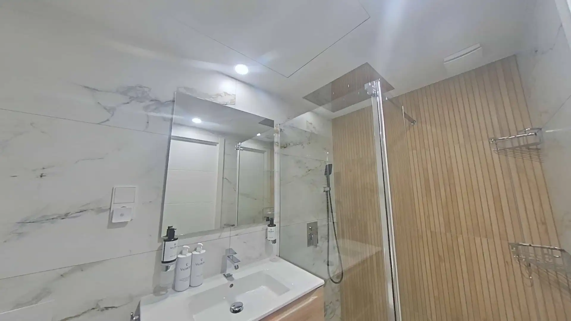 Bany de Apartament en venda en San Pedro del Pinatar amb Aire condicionat, Moblat i Balcó