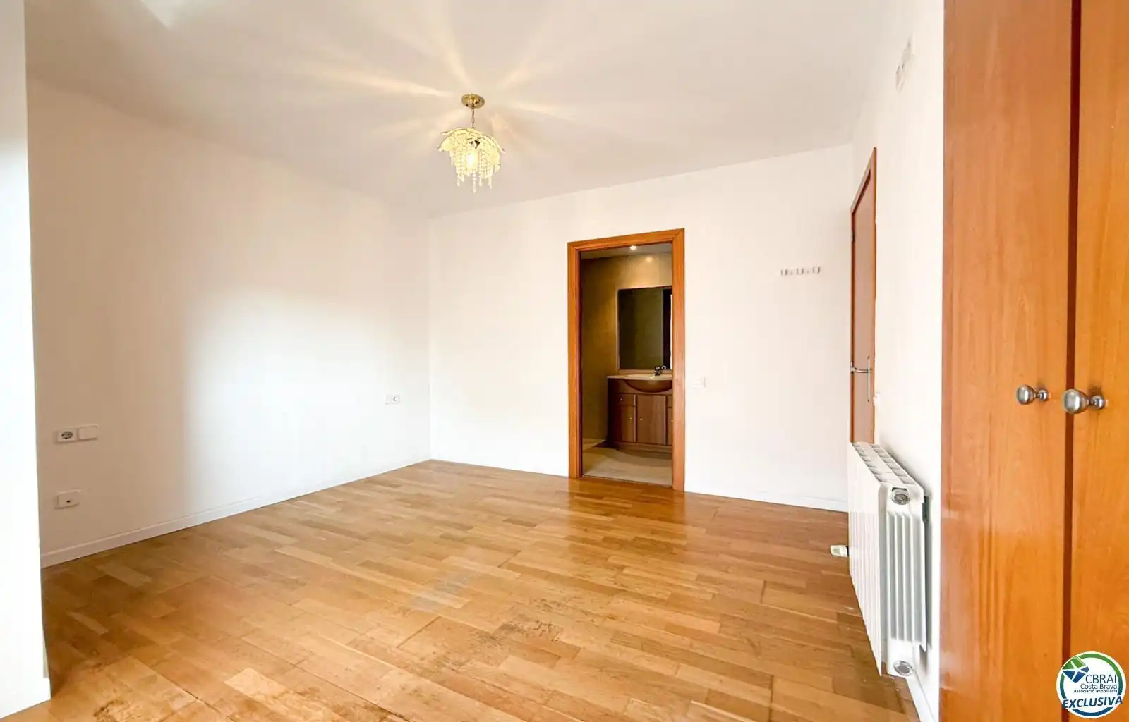 Schlafzimmer von Wohnungen zum Verkauf in Figueres mit Klimaanlage