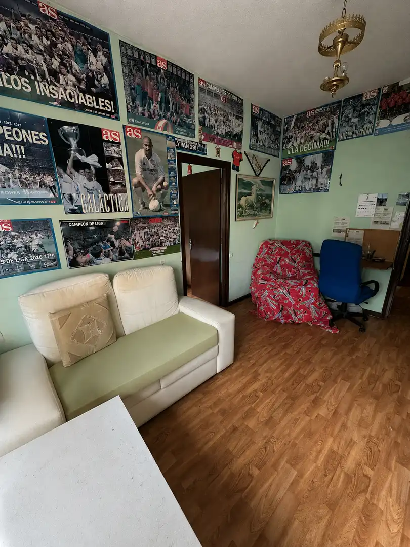 Sala de estar de Piso en venta en Bilbao  con Balcón