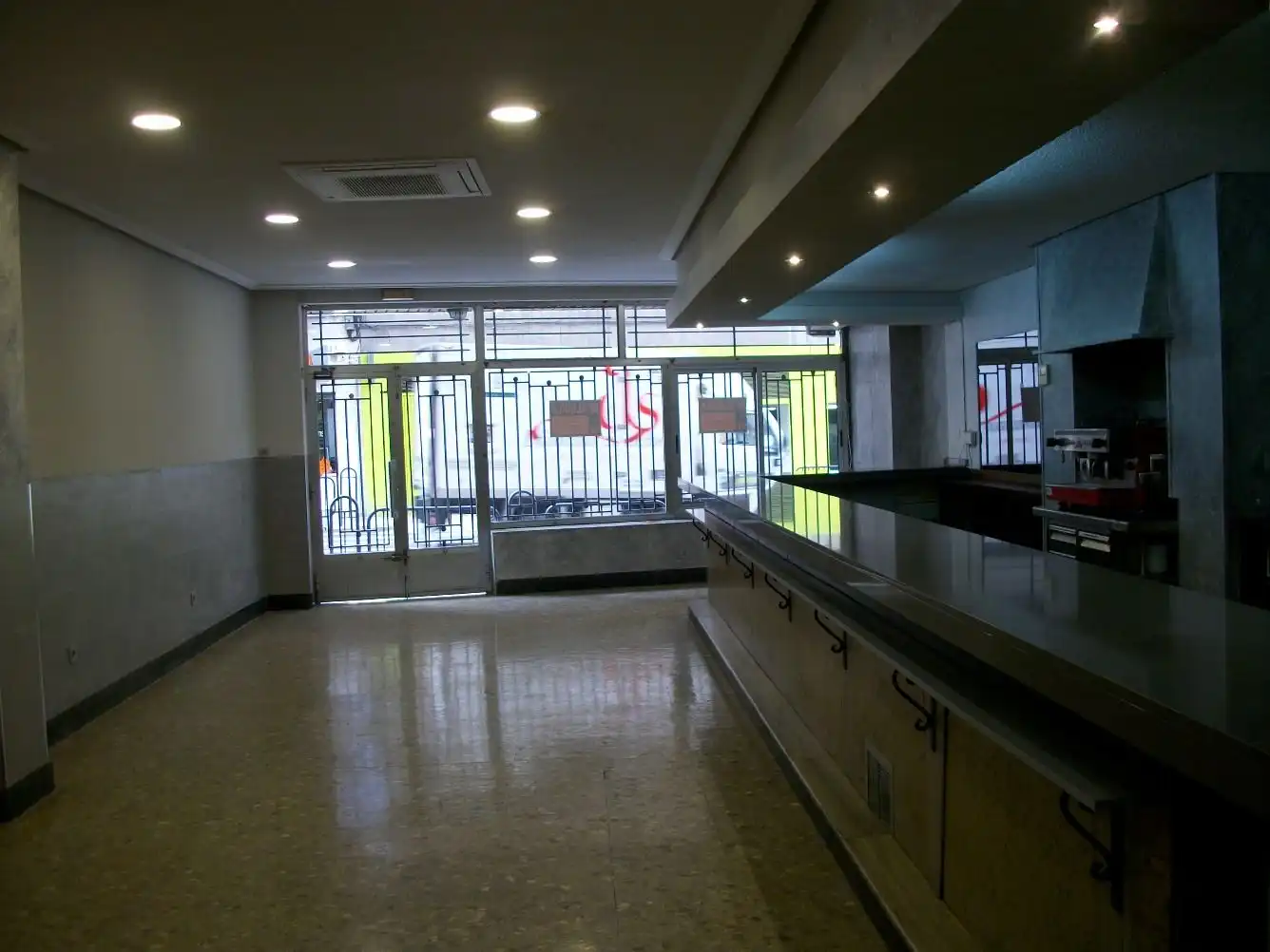 Local comercial en venta en PASEO DE SAN ANTONIO, imagen 11