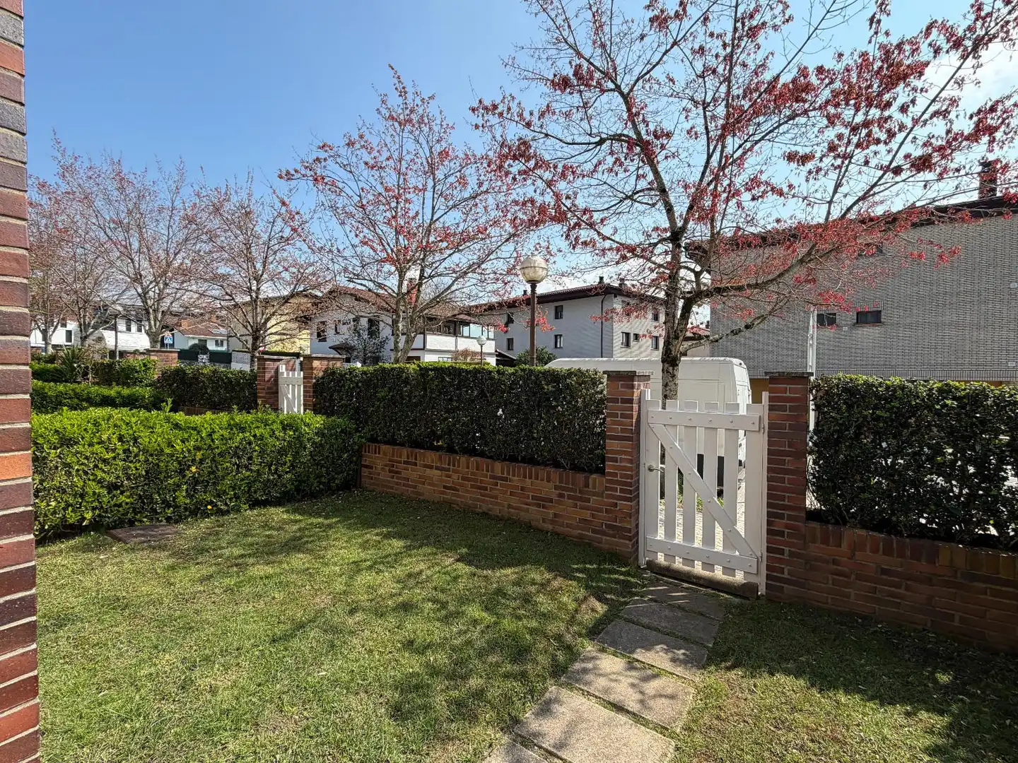Jardín de Casa adosada en venta en Lasarte-Oria con Calefacción, Jardín privado y Parquet