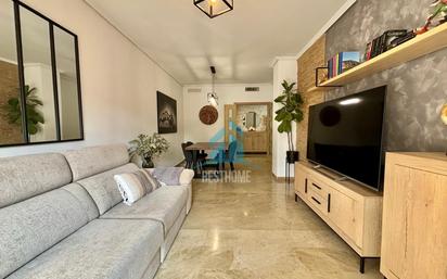 Living room of Flat for sale in Gandia  with Air Conditioner and Balcony