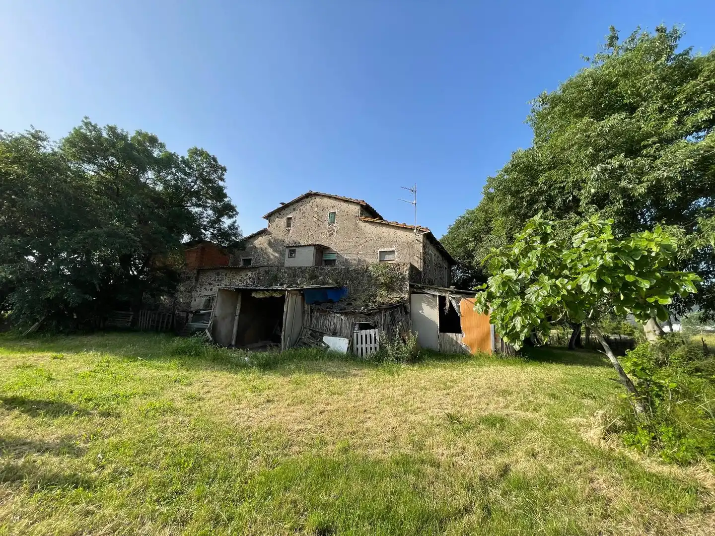 Casa rustica con giardino in vendita a Sant Jaume de Llierca, imagen 23