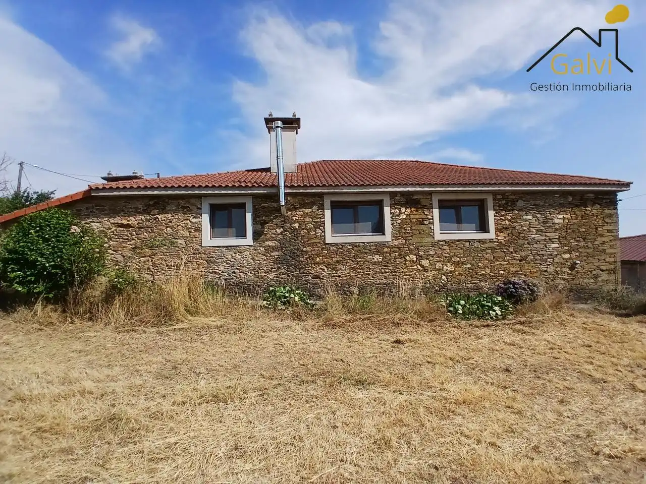 Vista exterior de Finca rústica en venda en O Saviñao  amb Traster i Moblat