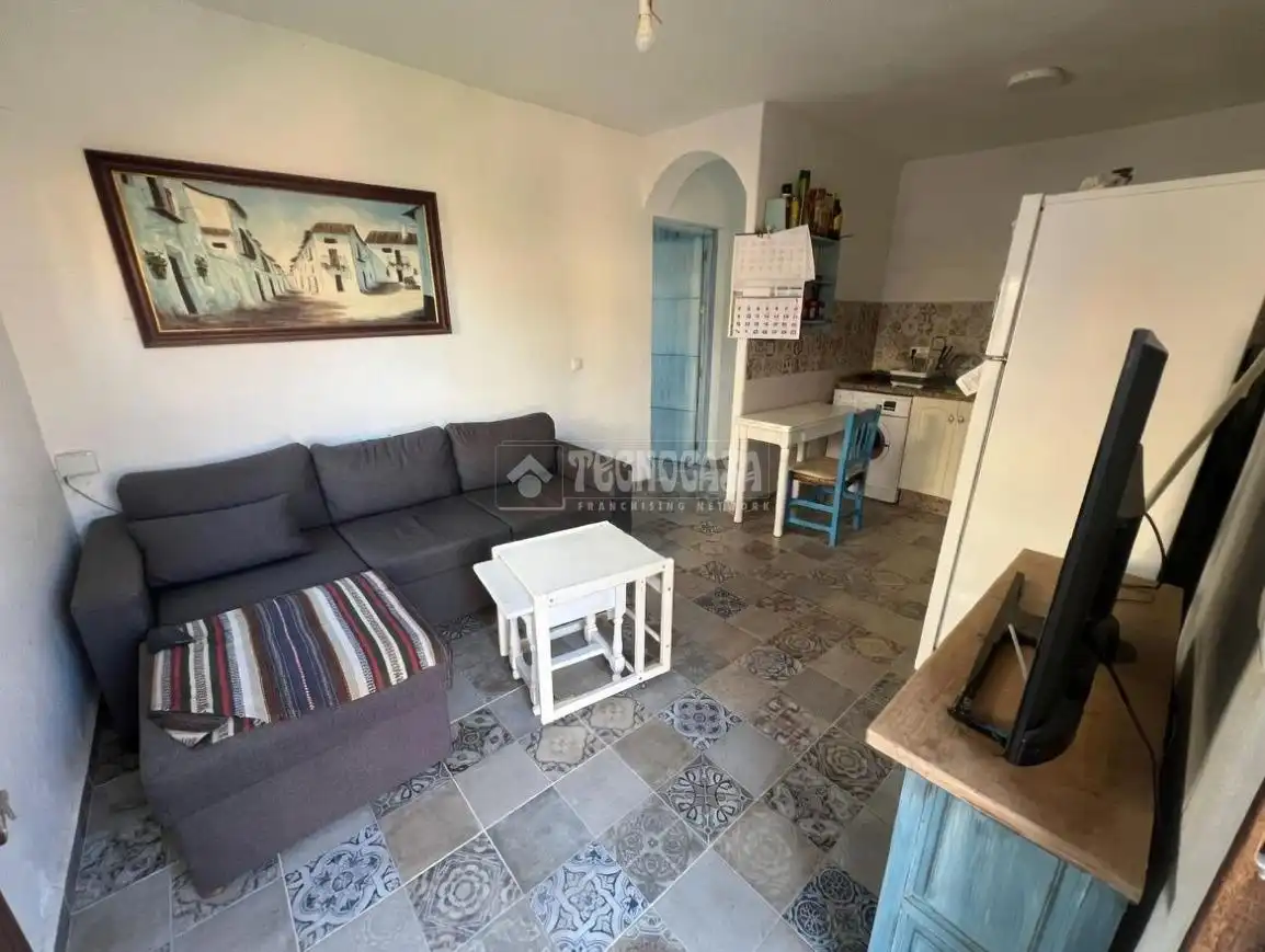 Sala d'estar de Finca rústica en venda en Conil de la Frontera amb Jardí privat, Terrassa i Piscina