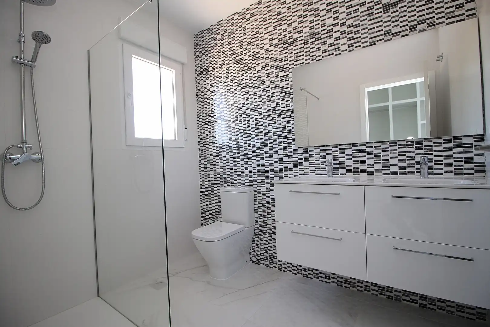 Villa zum Verkauf in El Pinós / Pinoso, imagen 6