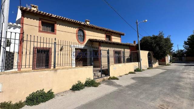 Casa-chalet en Venta en C. Molino en Doña Inés