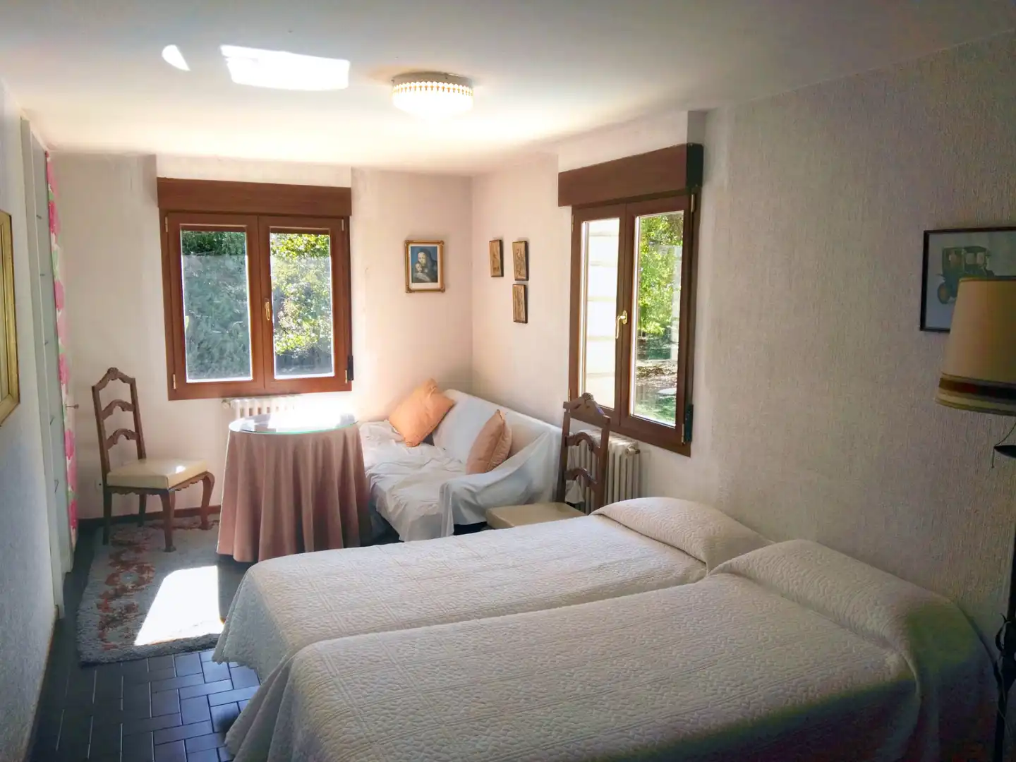 Bedroom of Houses for sale in Valle de Sedano  with Heating, Private garden and Parquet flooring
