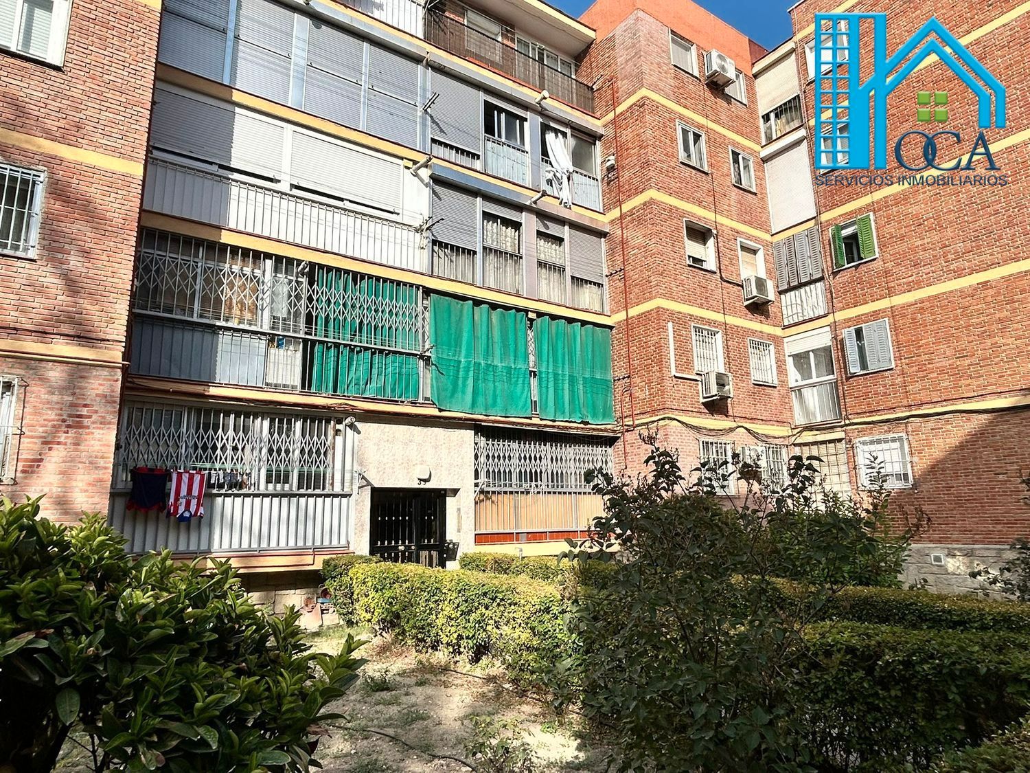 Exterior view of Flat for sale in  Madrid Capital  with Terrace, Storage room and Furnished