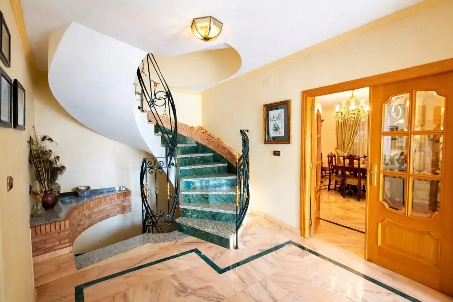 Houses for sale in Güevéjar  with Private garden, Terrace and Storage room