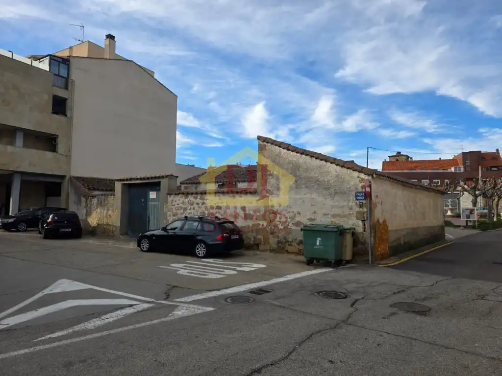 Residential land for sale in Calle Charca, Aldeaseca de la Armuña, imagen 2