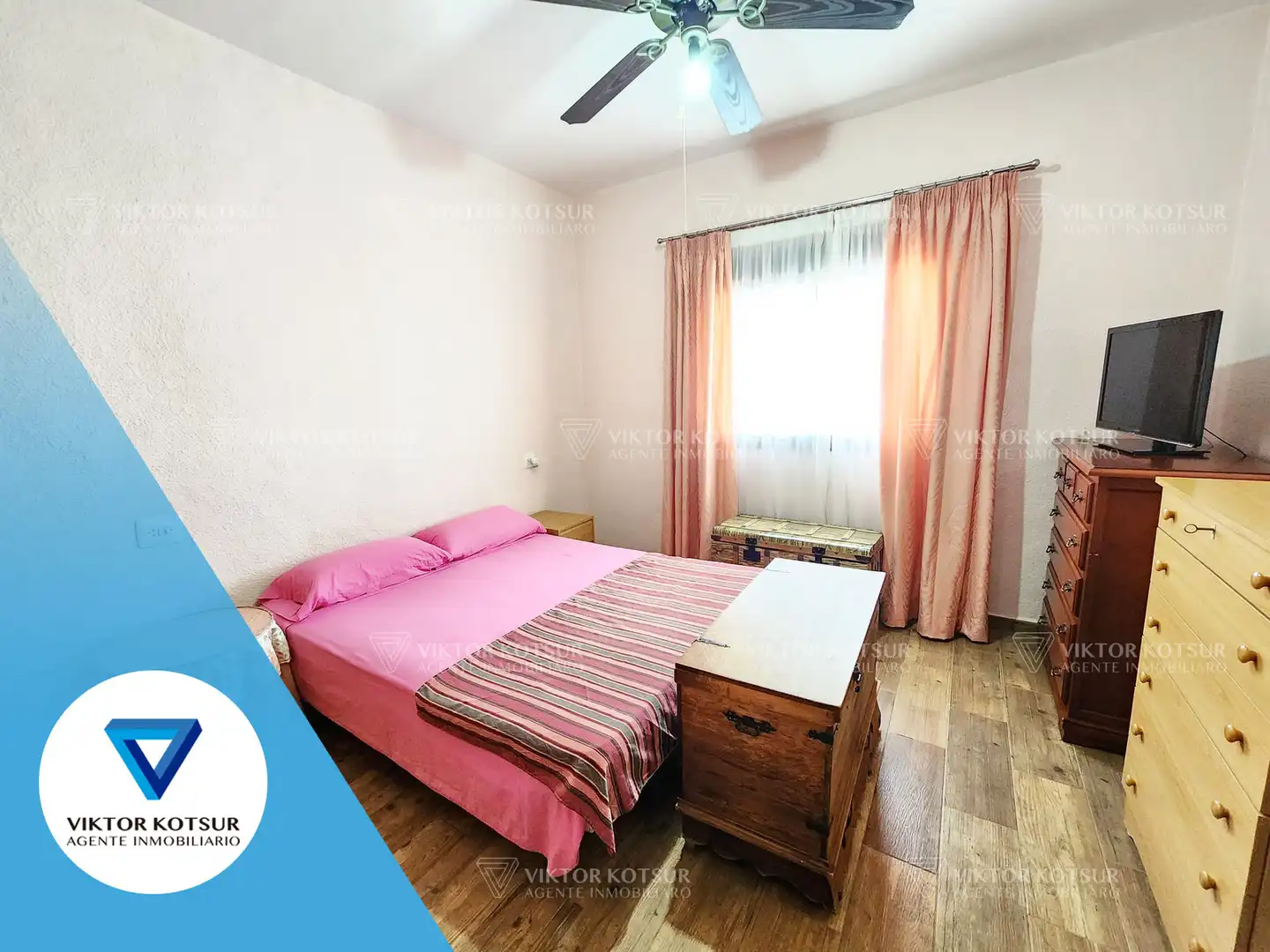 Habitación de Finca rústica en venta en Roquetas de Mar con Jardín privado, Terraza y Piscina