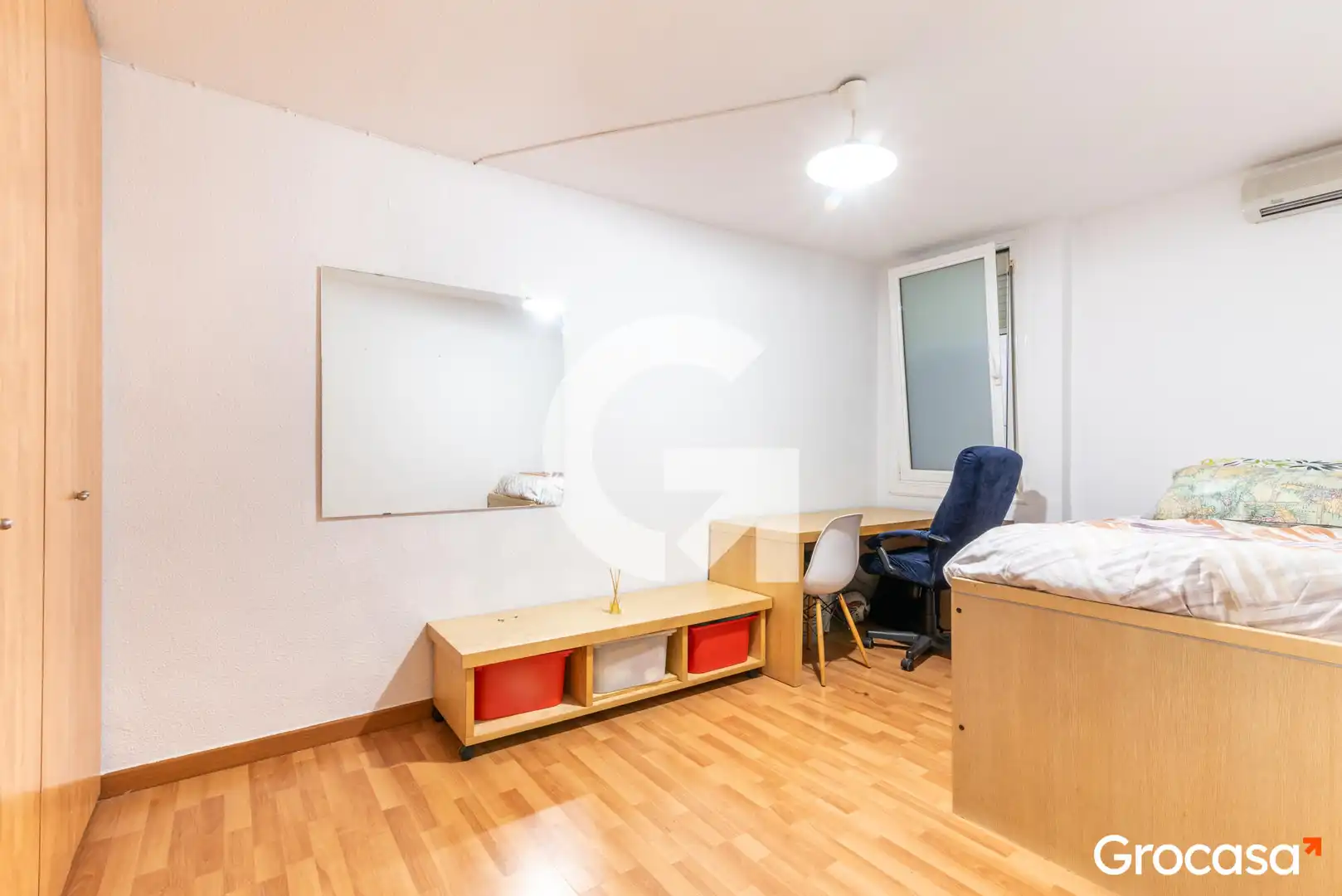 Schlafzimmer von Wohnung zum Verkauf in Sant Just Desvern mit Klimaanlage, Heizung und Schwimmbad