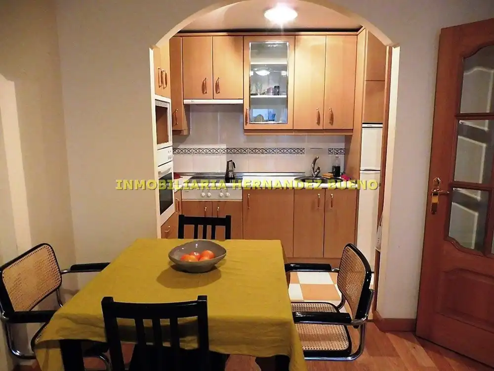 Cocina de Piso de alquiler en Salamanca con Calefacción, Amueblado y Balcón