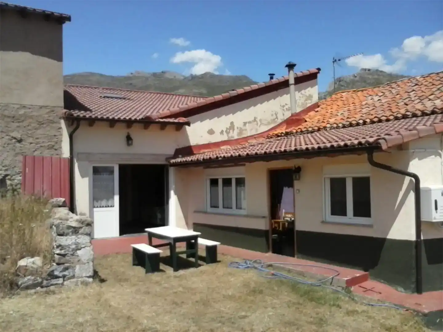 Vista exterior de Casa o xalet en venda en Villamanín