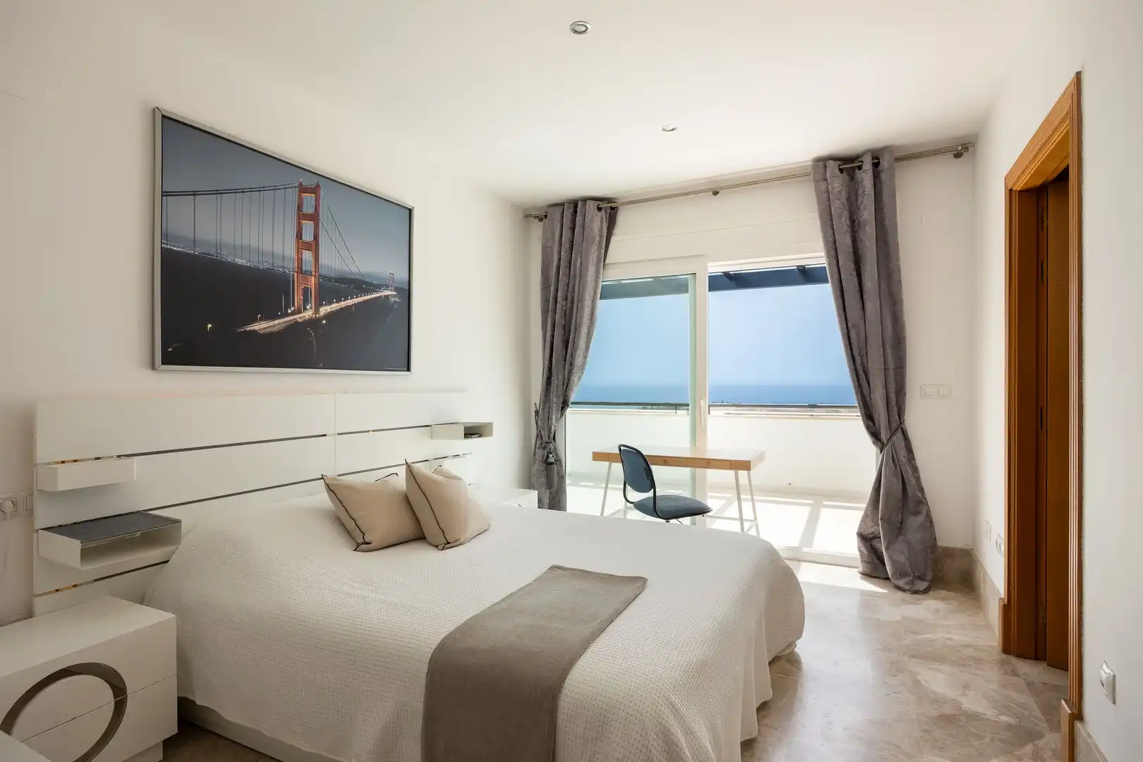 Villa mit Terrasse zum Verkauf in Las Chapas - El Rosario, imagen 11