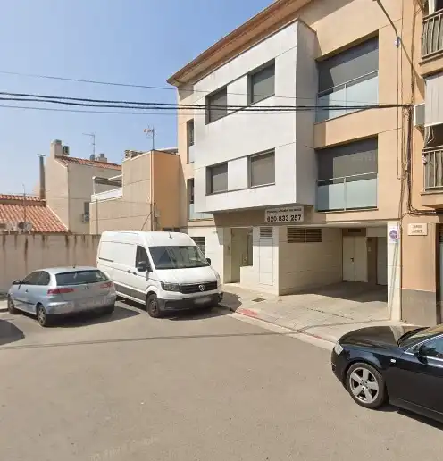 Vista exterior de Piso en venta en Sabadell