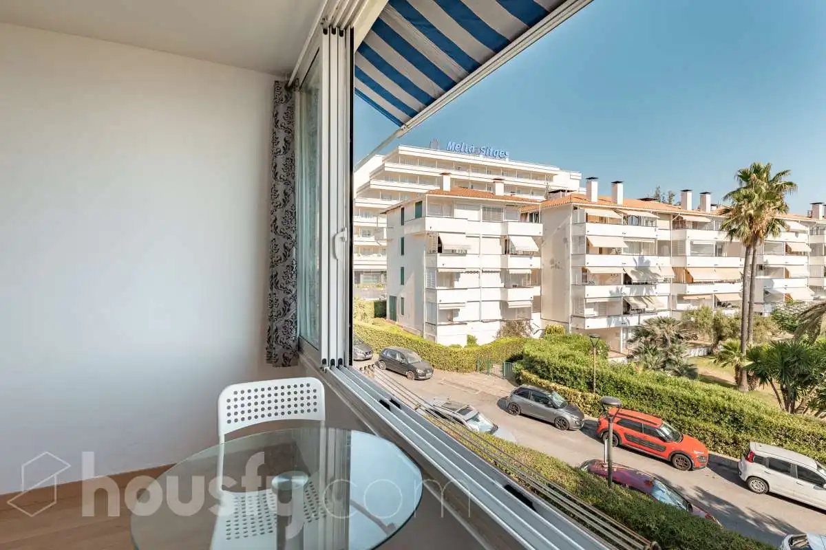 Terrassa de Pis en venda en Sitges amb Jardí privat, Parquet i Traster