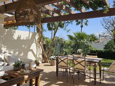 Maison mitoyenne avec piscine à vendre à La Alcaidesa