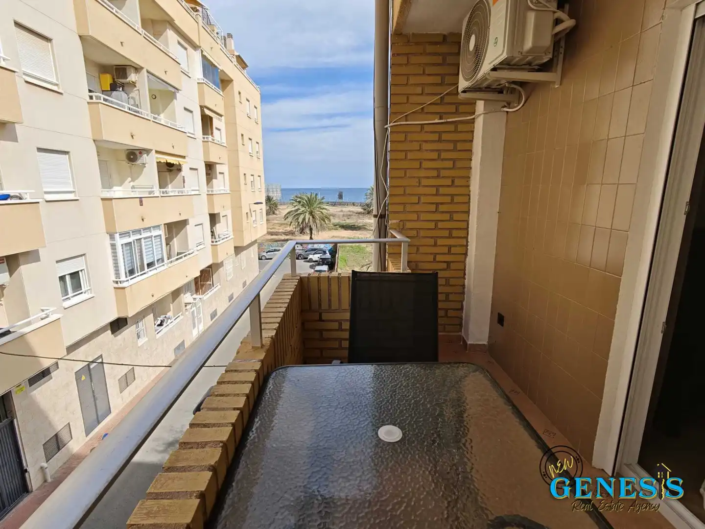 Apartament amb balcó en venda a Calle Ramón Gallud 228