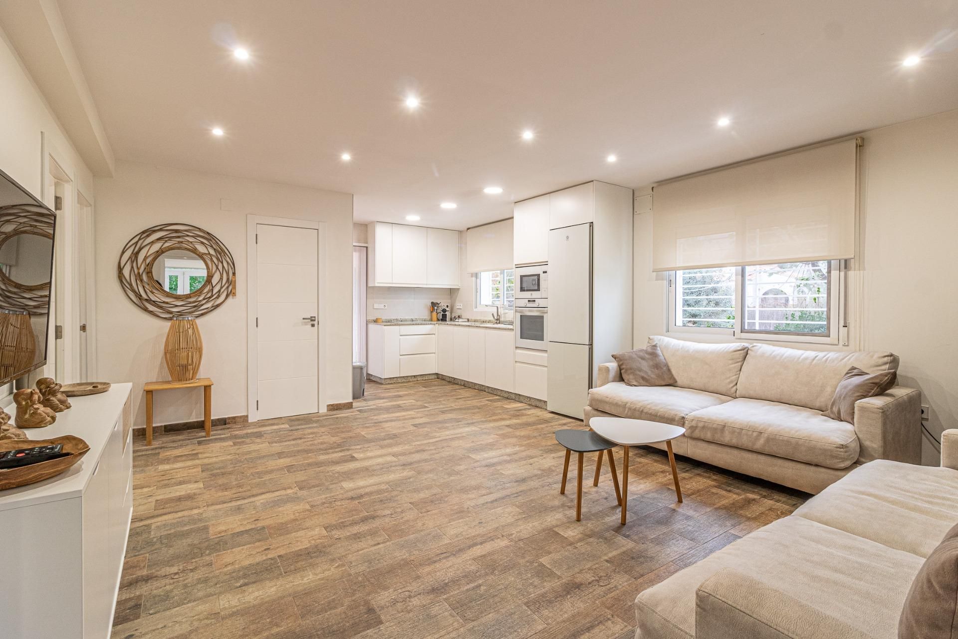 Sala de estar de Casa o chalet en venta en Llombai con Aire acondicionado, Jardín privado y Terraza