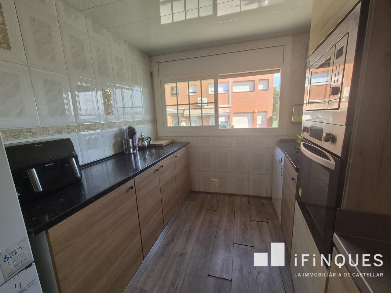 Kitchen of House or chalet for sale in Sabadell  with Air Conditioner, Heating and Terrace