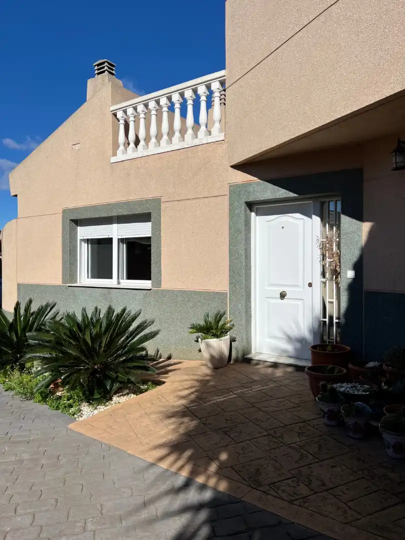 Casa o chalet en venta en Calle Río Duero, Sierra Perenchiza - Cumbres de Calicanto - Sto Domingo