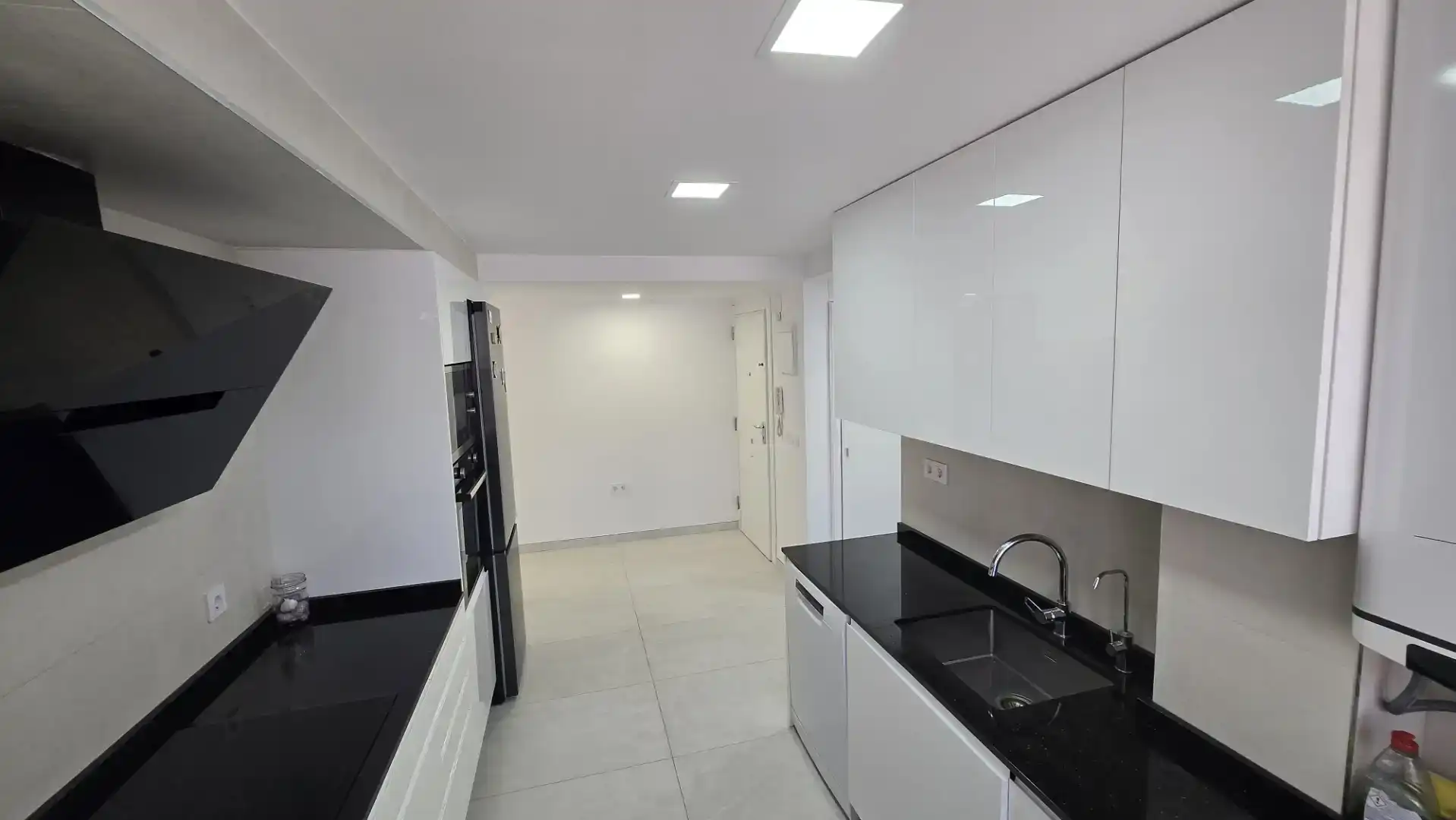 Kitchen of Flat for rent in El Campello  with Air Conditioner, Private garden and Swimming Pool