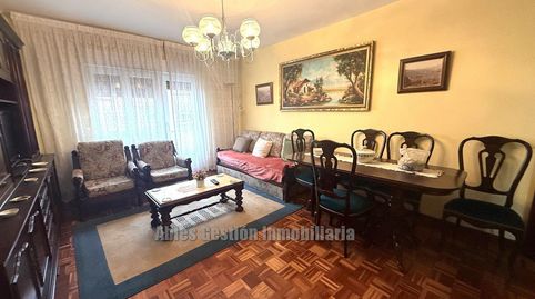 Foto 2 de Pis en venda a Torrecerredo, 19, Ciudad Naranco - Prados de La Fuente, Oviedo