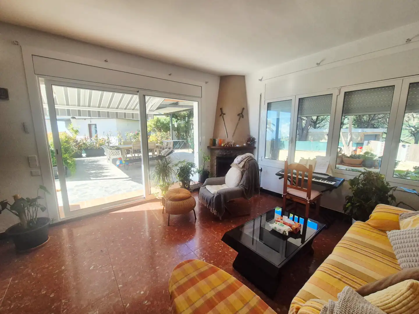 Casa con terraza en venta en Carrer Llorenç Trias 13, imagen 22
