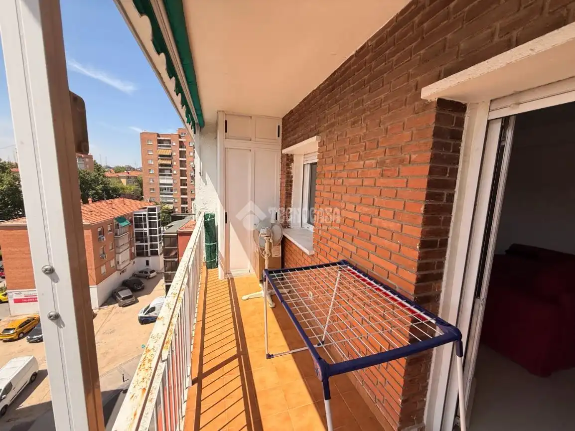 Terrassa de Pis en venda en Madrid amb Calefacció i Terrassa
