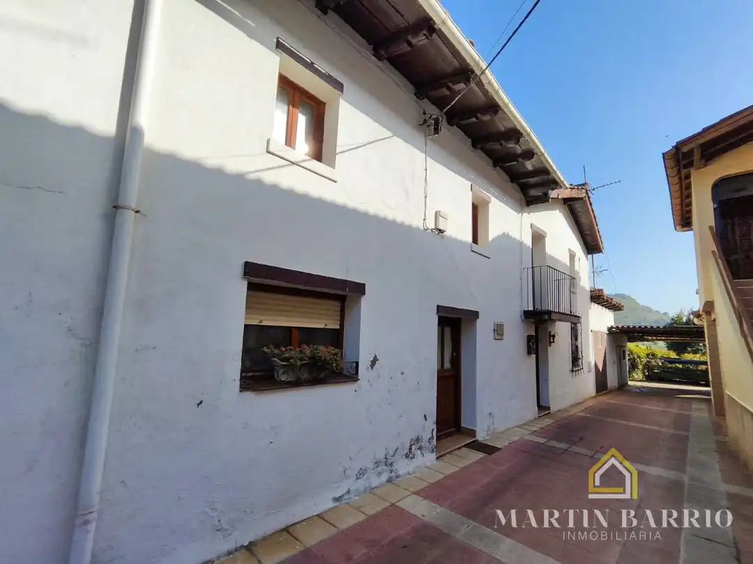 Exterior view of Houses for sale in Muskiz  with Private garden, Storage room and Balcony