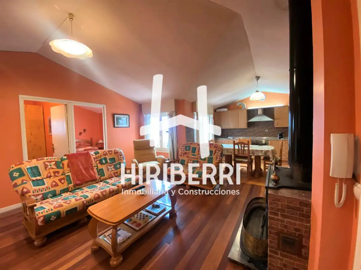 Sala de estar de Ático en venta en Herramélluri con Trastero y Amueblado