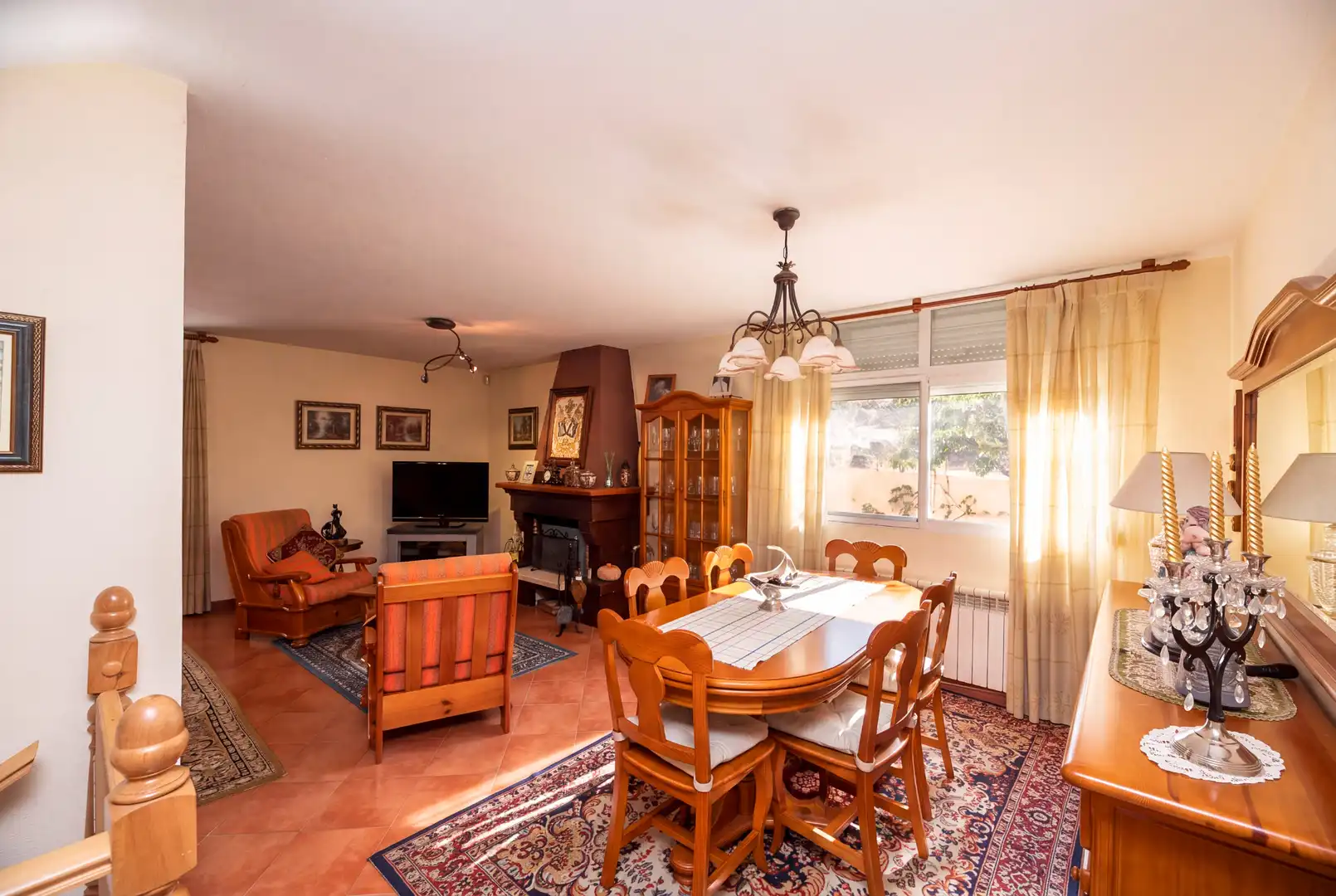 Sala de estar de Casa adosada en venta en Alpedrete con Calefacción, Jardín privado y Trastero