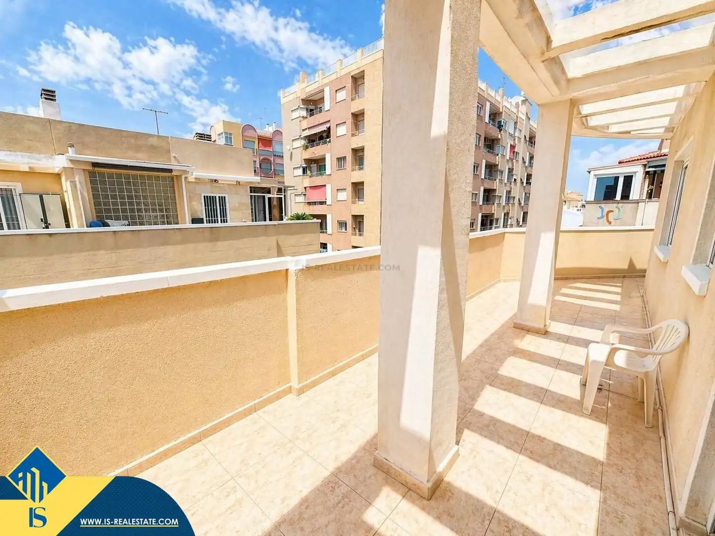 Penthouse with pool for sale in Playa del Cura, imagen 2