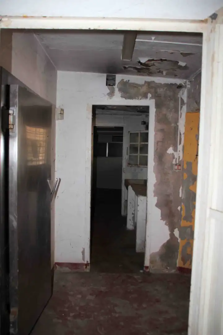 Nave industrial en venta en Brión
